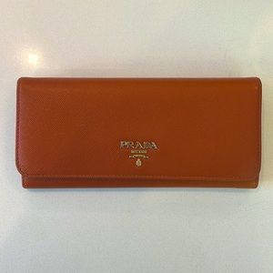 Prada Wallet, Authentic with Certificate